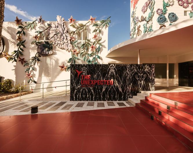 The Unexpected Ibiza - Außenansicht