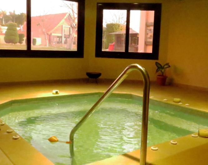 Africana Hotel Borg El Arab - Außenansicht