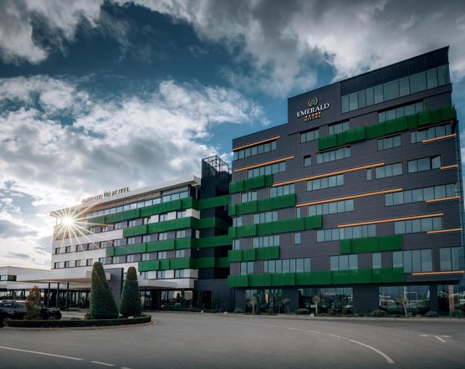 Emerald Hotel - Außenansicht