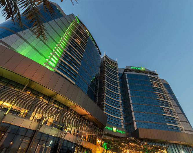 Holiday Inn Abu Dhabi - Außenansicht
