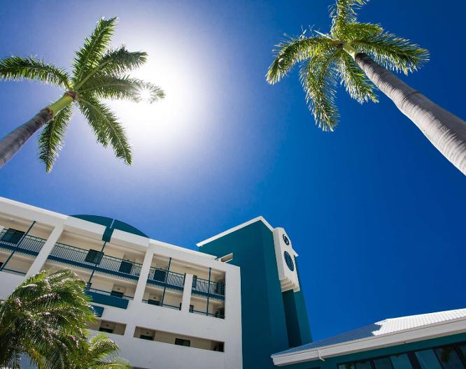 Royal Palm Beach Resort - Außenansicht