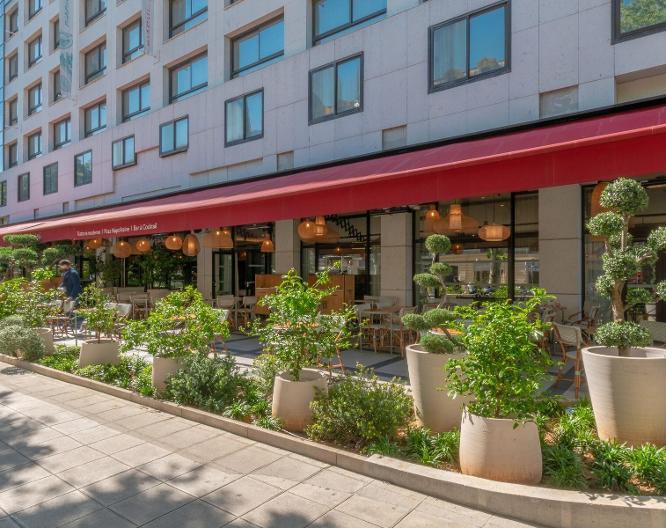Holiday Inn Nice - Außenansicht