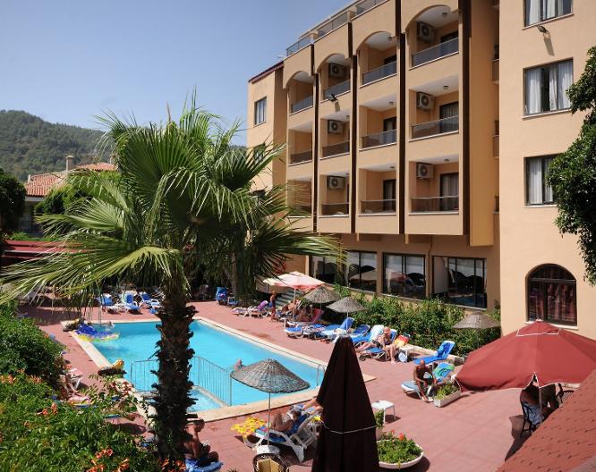 Juniper Hotel & Siesta Hotel - Außenansicht