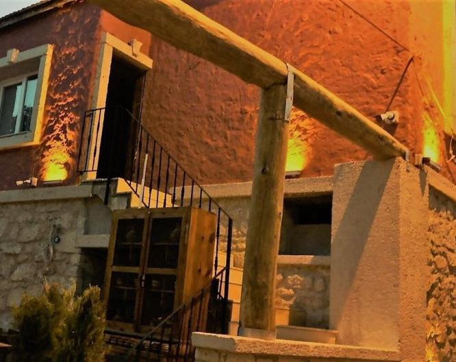 Livan Hotel Deluxe - Außenansicht