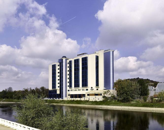 Doubletree By Hilton Oradea - Außenansicht