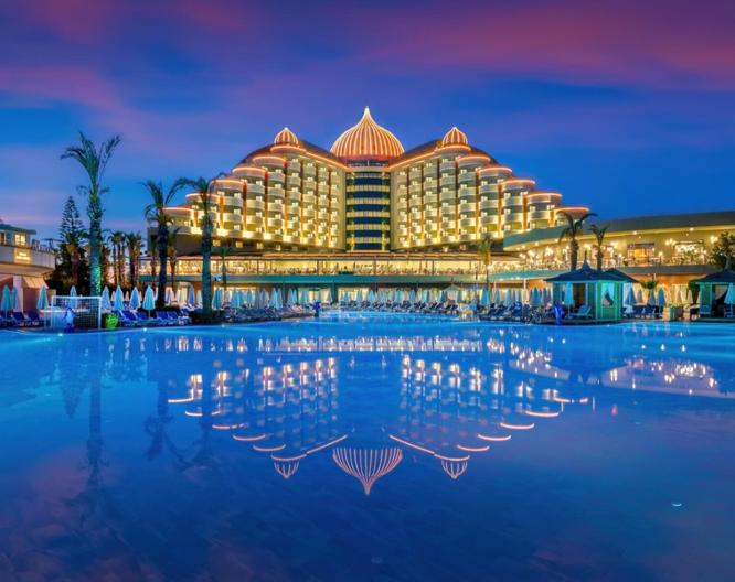 Delphin Palace - Vue extérieure