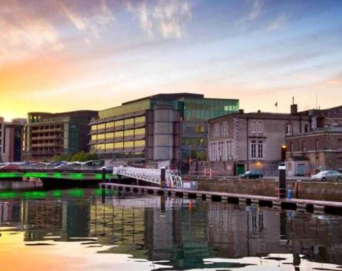 Clayton Hotel Cork City - Außenansicht