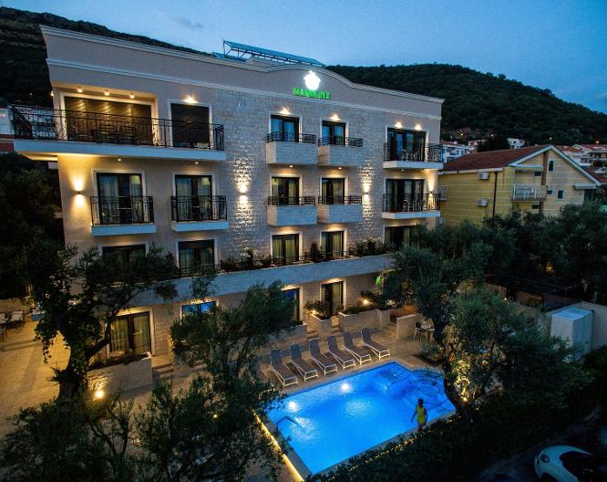 Hotel Harmony by Aycon - Außenansicht