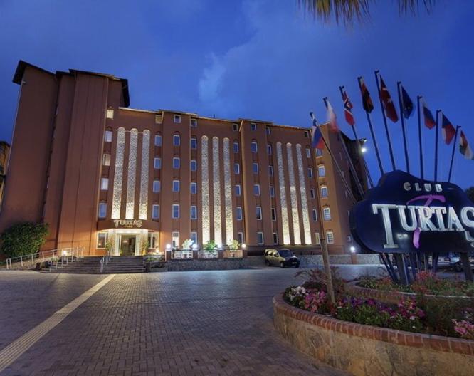 Club Turtas Beach Hotel - Außenansicht