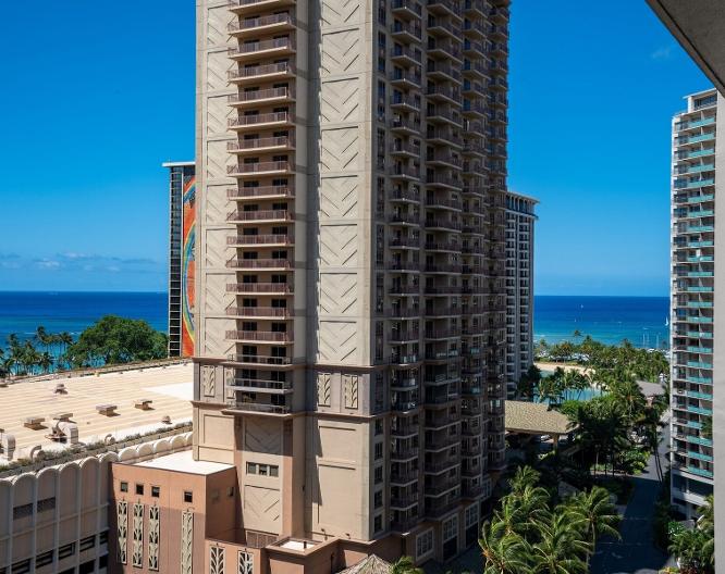 Aqua Palms Waikiki - Außenansicht