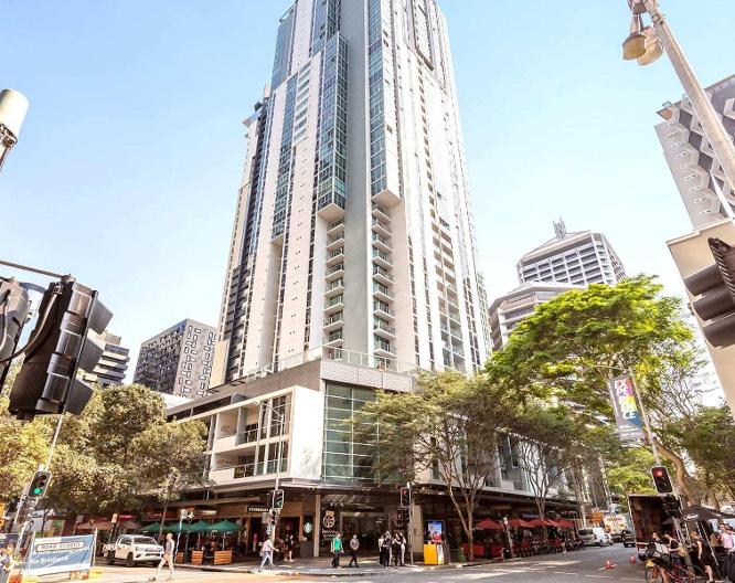 Oaks Festival Towers - Außenansicht