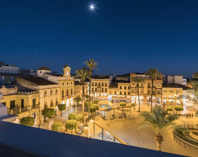 Hotel ILUNION Mérida Palace - Außenansicht