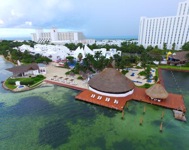 Marina Resort And Yacht Club - Außenansicht