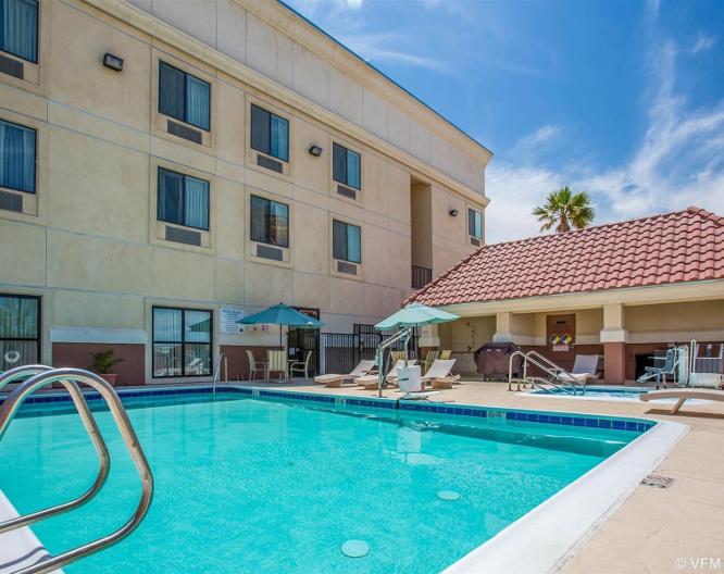 Comfort Suites Barstow - Außenansicht