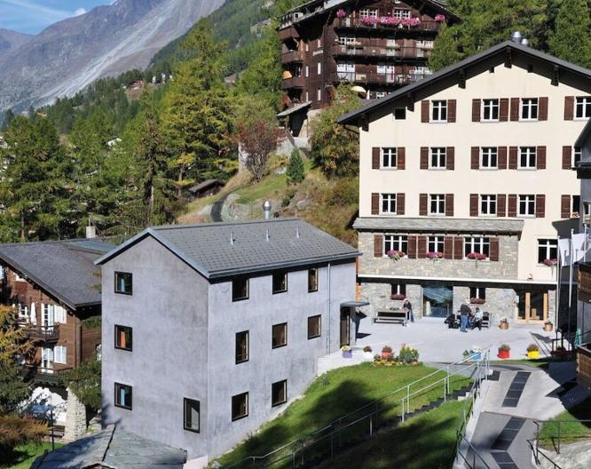 Zermatt Youth Hostel - Außenansicht