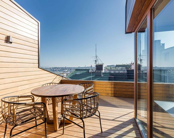 Room Mate Emir - Landschaft