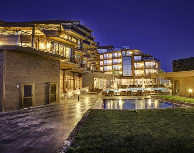 Qlusive Hotel - Außenansicht