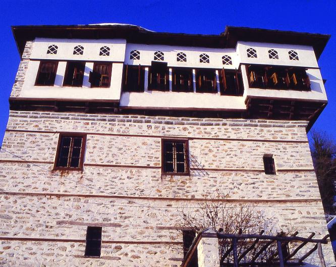 Santikos Mansion - Außenansicht