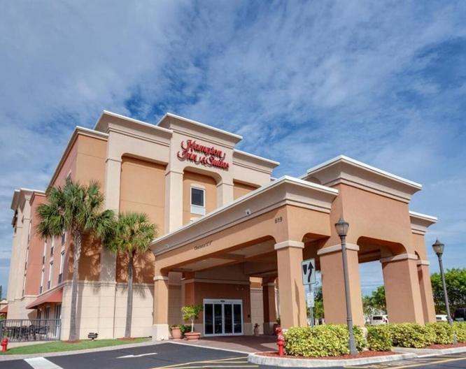 Hampton Inn & Suites Cape Coral - Vue extérieure