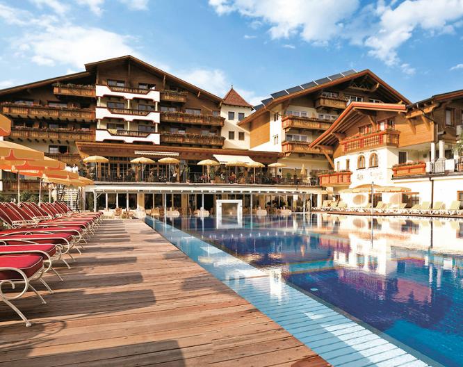 Alpenpark Resort - Außenansicht