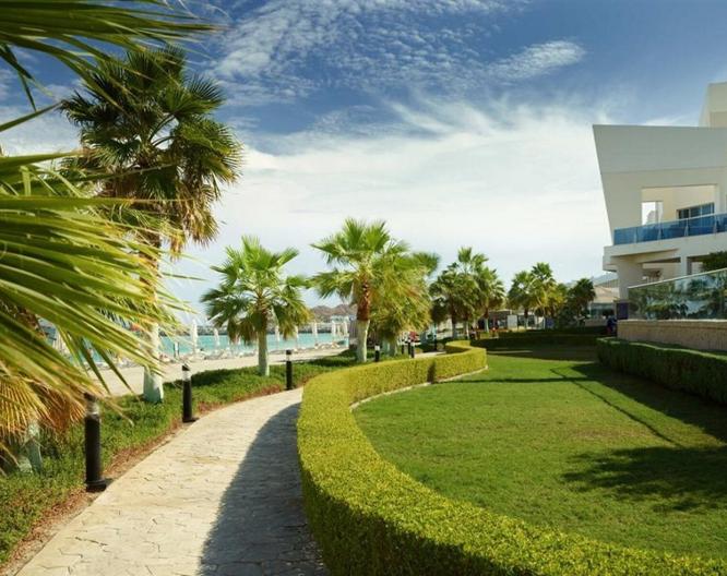 Radisson Blu Resort, Fujairah - Außenansicht