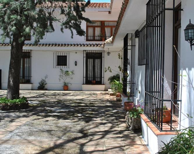 Refugio de Juanar - Außenansicht