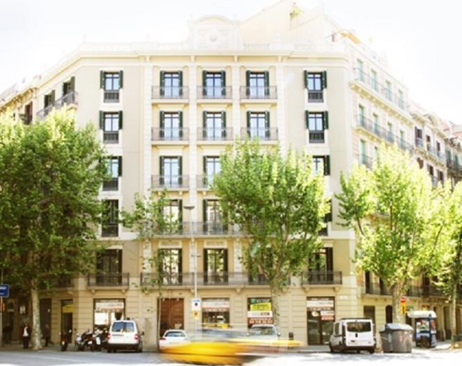 MH Apartments Suites - Außenansicht