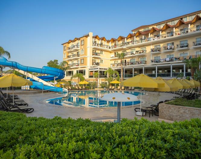 L'Oceanica Beach Resort Hotel - Außenansicht