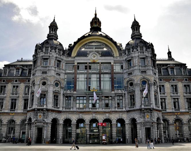a&o Antwerpen Centraal - Vue extérieure