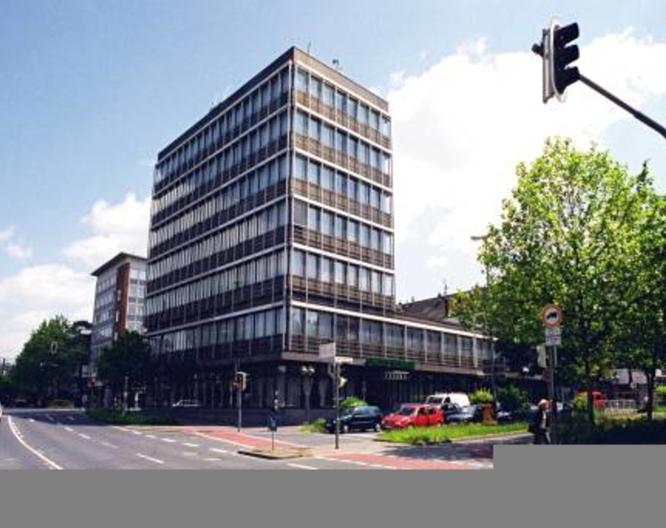 Mirage Hotel Neuss - Außenansicht