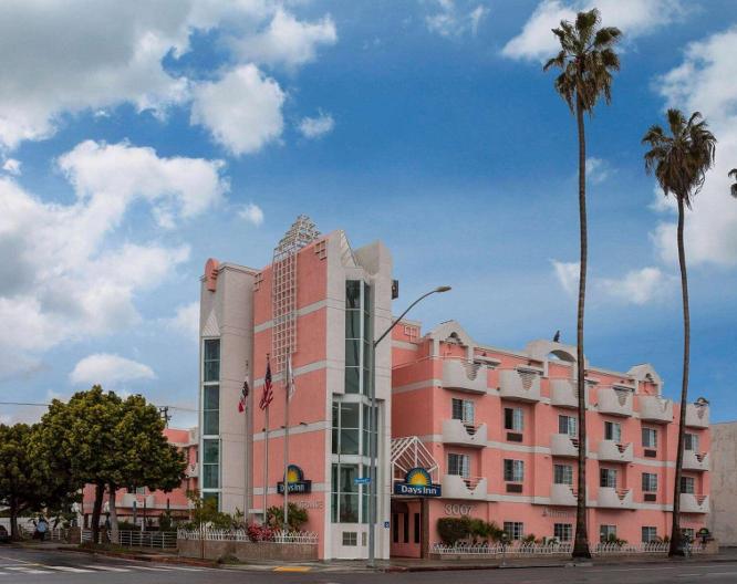 Days Inn Santa Monica/Los Angeles - Außenansicht