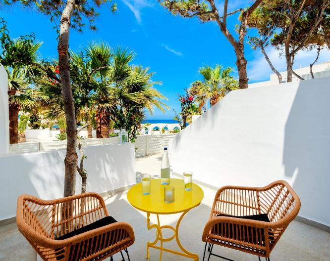 Sigalas Hotel - Außenansicht