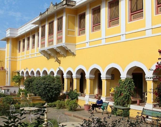 Bhanwar Vilas Palace - Außenansicht