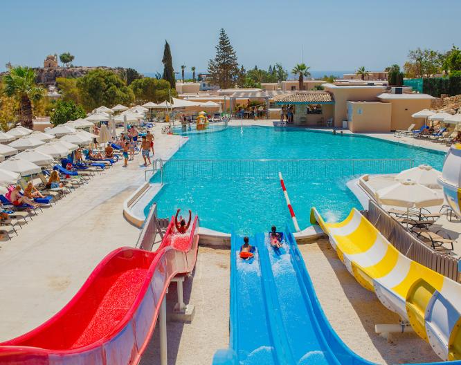 Louis St Elias Resort & Waterpark - Außenansicht