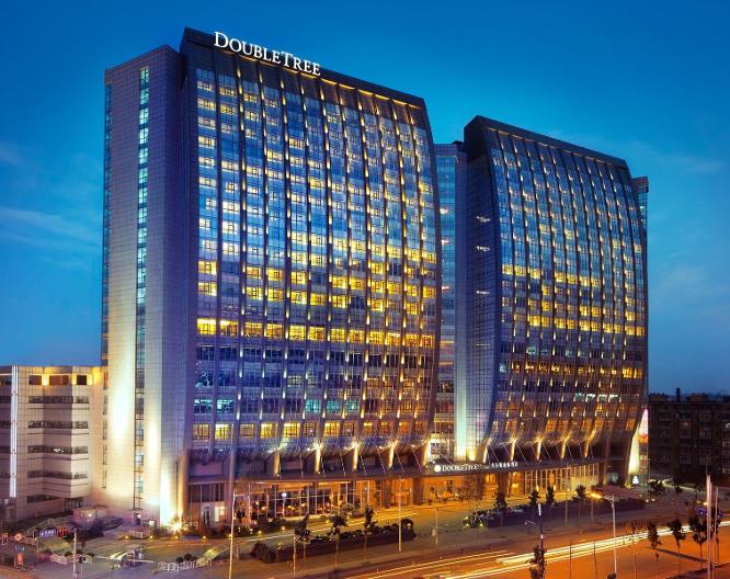DoubleTree by Hilton Hotel Shanghai – Pudong - Außenansicht