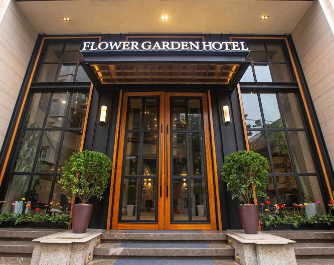 Flower Garden Hotel - Außenansicht