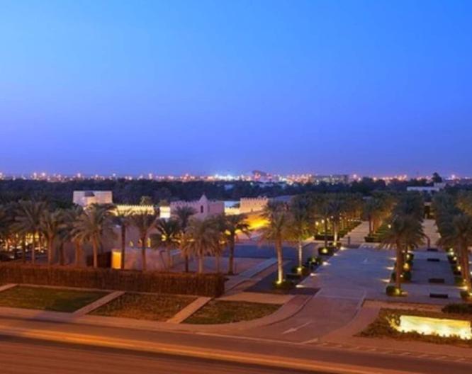 City Seasons Al Ain - Außenansicht