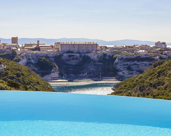 Hotel Cala Di Greco - Außenansicht