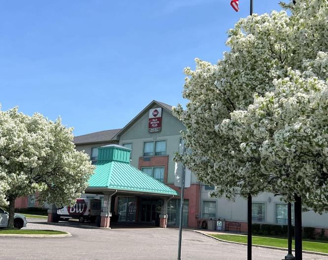 Best Western Plus Travel Hotel Toronto Airport - Vue extérieure