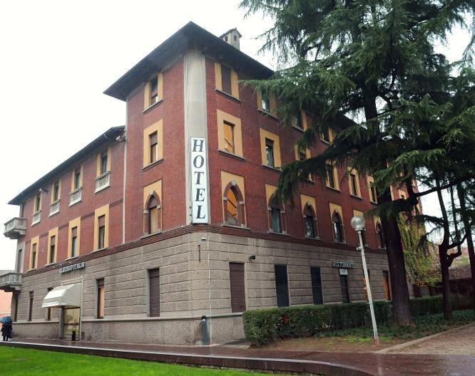 Nuovo Albergo Italia - Außenansicht