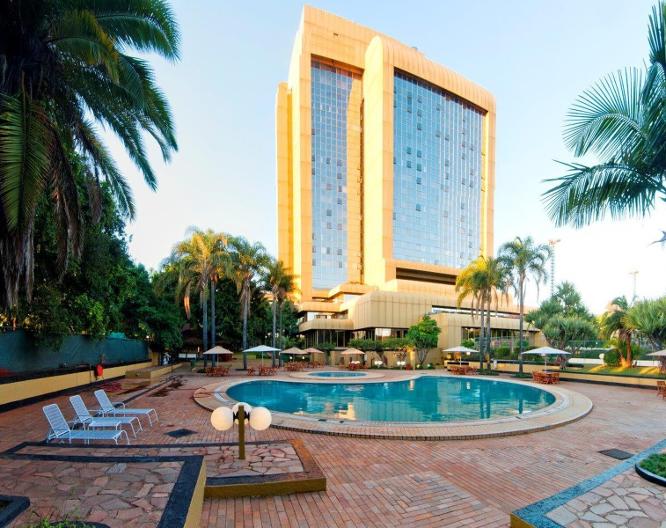 Rainbow Towers Hotel - Außenansicht