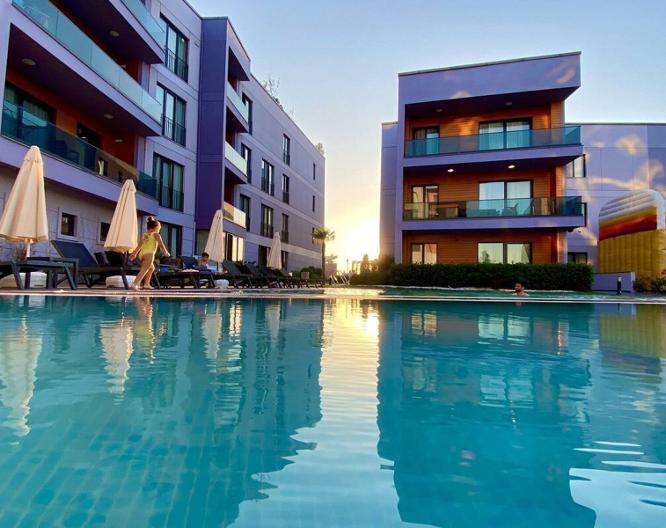 Green Hills Suites - Außenansicht