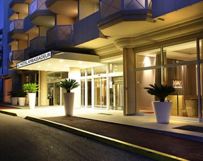 AC Hotel Ambassadeur Antibes- Juan Les Pins - Außenansicht