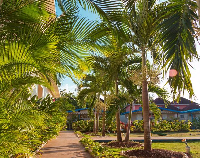 Travellers Beach Resort - Vue extérieure