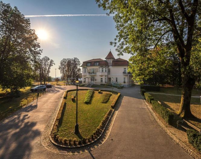 Hotel Korana Srakovcic - Außenansicht