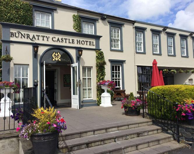 Bunratty Castle Hotel - Außenansicht