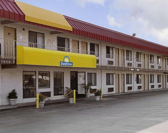 Days Inn by Windham Fresno South - Außenansicht