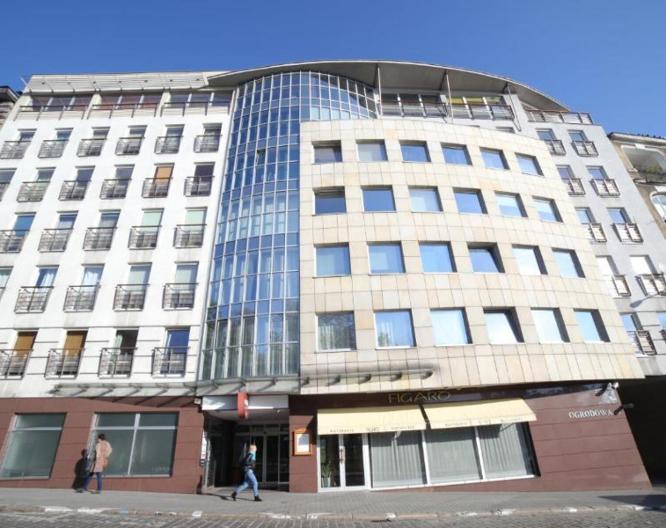 Platinum Palace Apartments - Außenansicht