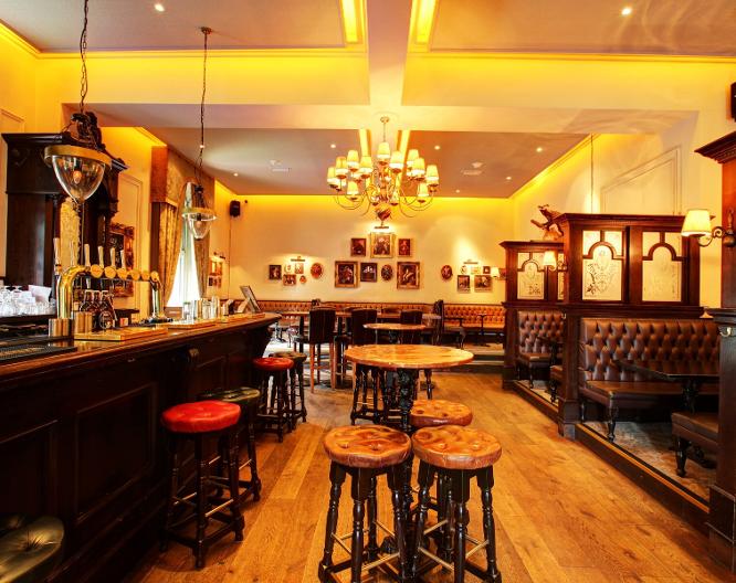White Hart - Essen und Trinken