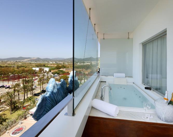 Ushuaia Ibiza Beach Hotel – Adults Only - Außenansicht